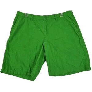 Columbia ~Men's Size 40×10~ Green Cotton Shorts.